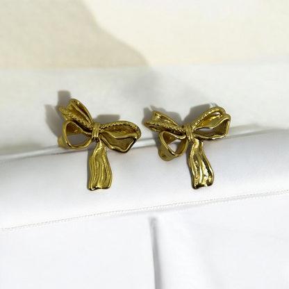 Bows Layered Earrings – Elegant layered earrings for women, perfect for stylish and sophisticated looks.